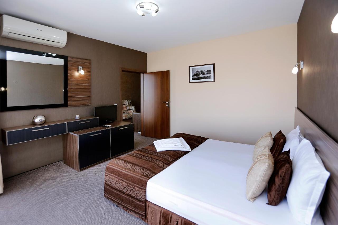 Coral Hotel Pomorie Ngoại thất bức ảnh