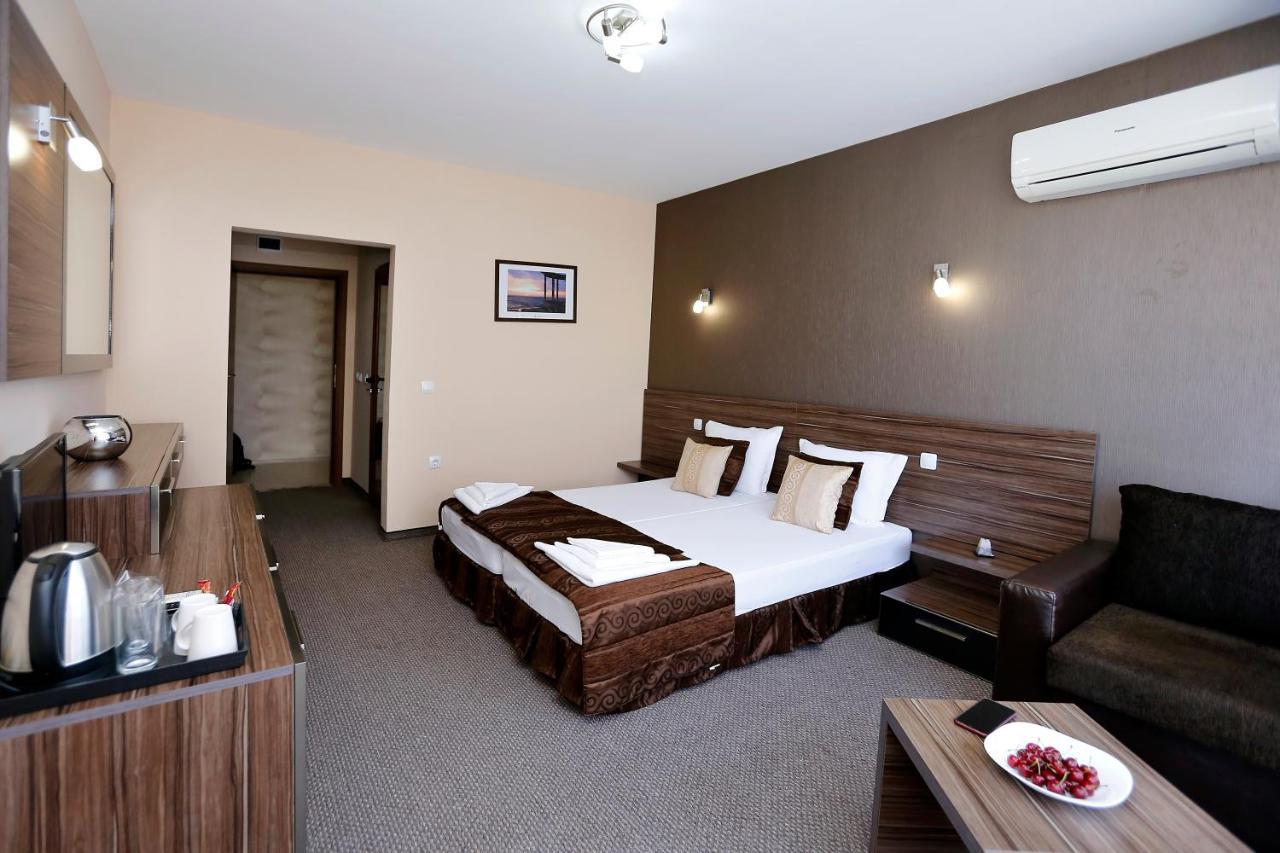 Coral Hotel Pomorie Ngoại thất bức ảnh